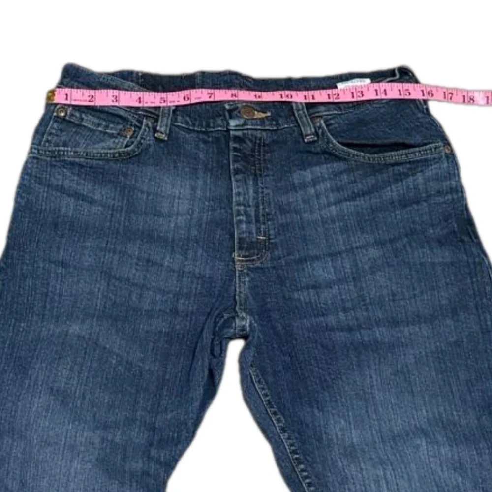 Wrangler Relaxed Fit Cotton Spandex Denim Blue Jeans Men Size 32 x 30